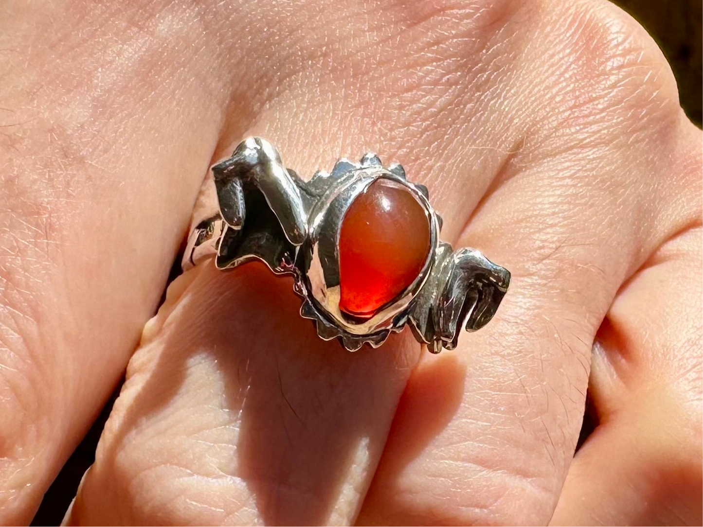 Tooth and chains ring